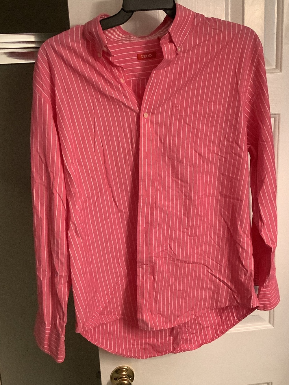 Izod Men's Pink Stripe Long-Sleeve Button-Down Shirt